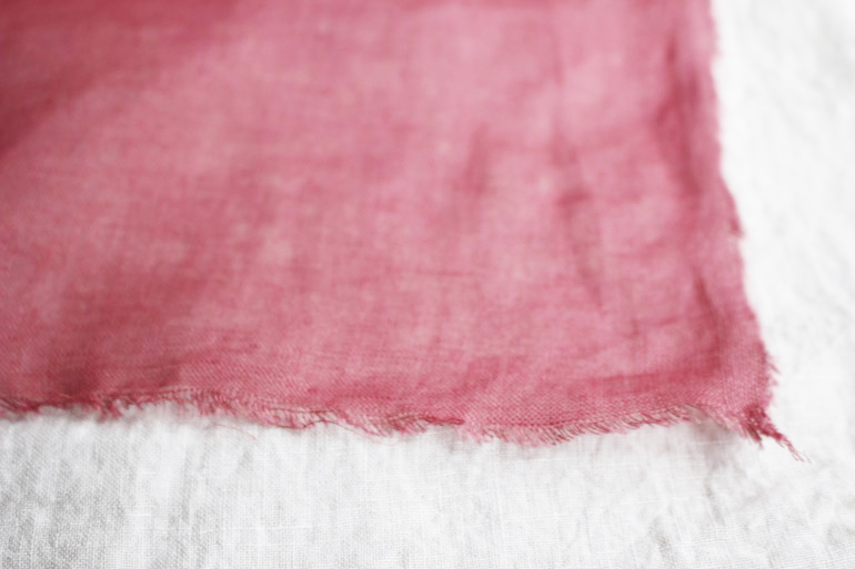 LINNET Natural dye Linen